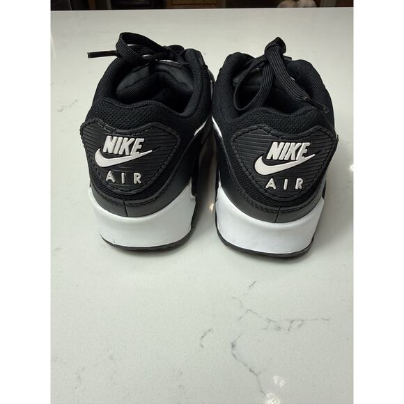 Nike Air Max 90 Shoes Women's Size 8 Black White Running Sneakers DH8010-002 - Picture 3 of 7